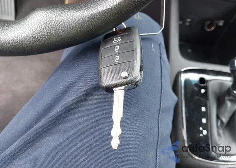 2017 Kia Forte Lx from USA, damaged, VIN 3KPFK4A72HE117086